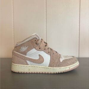 Nike Jordan Kids' Sneakers in Light Pink and White